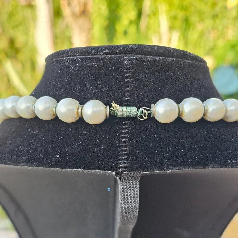 Vintage Mid Century Faux Pearl Necklace